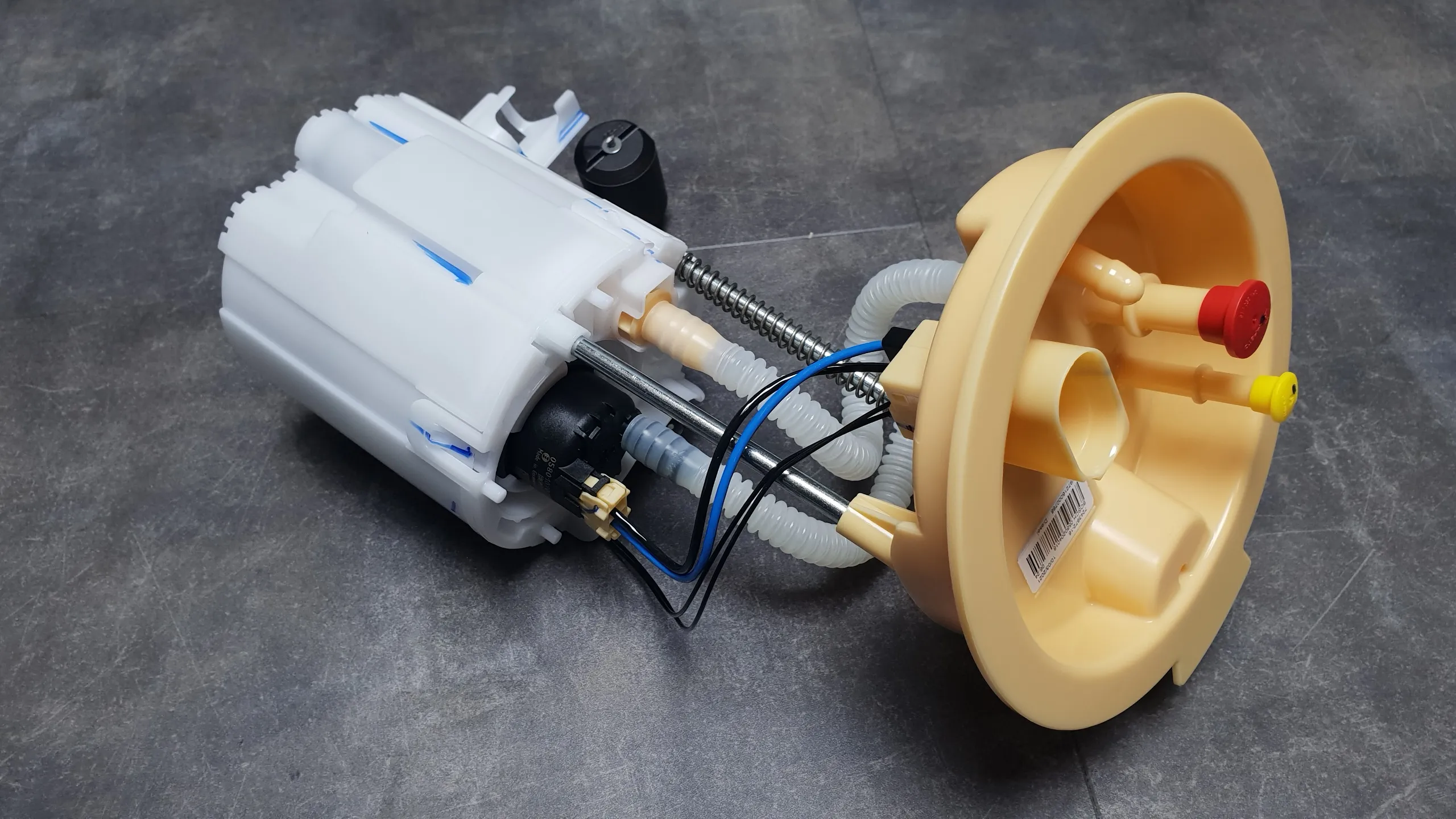 Топливный насос (бензонасос) N47N,N57Z [F20,F21,F30,F31,F34] (в сборе с фильтром)