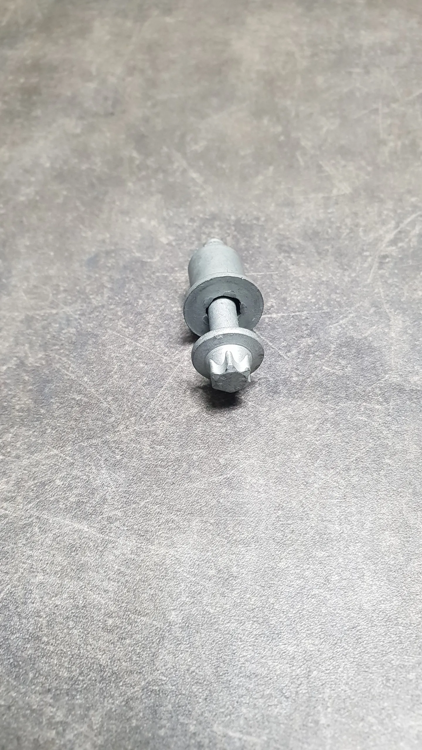 Болт клапанной крышки АЛЮМИНИЙ с втулкой [M7x35] N52N,N51 (18-30)