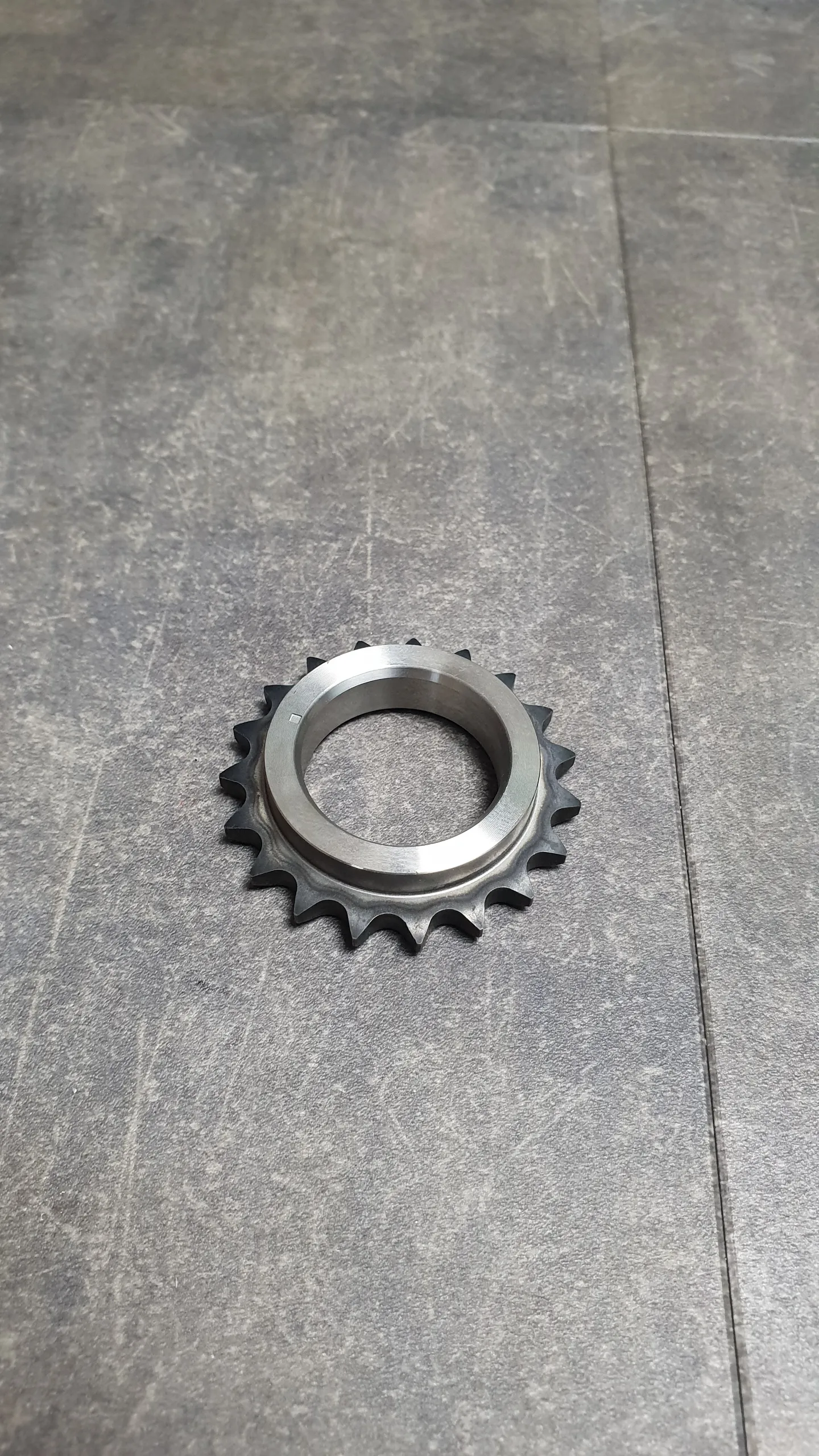 Звезда/шестерня цепи масляного насоса/коленвала (N серия: 4,6 cyl)