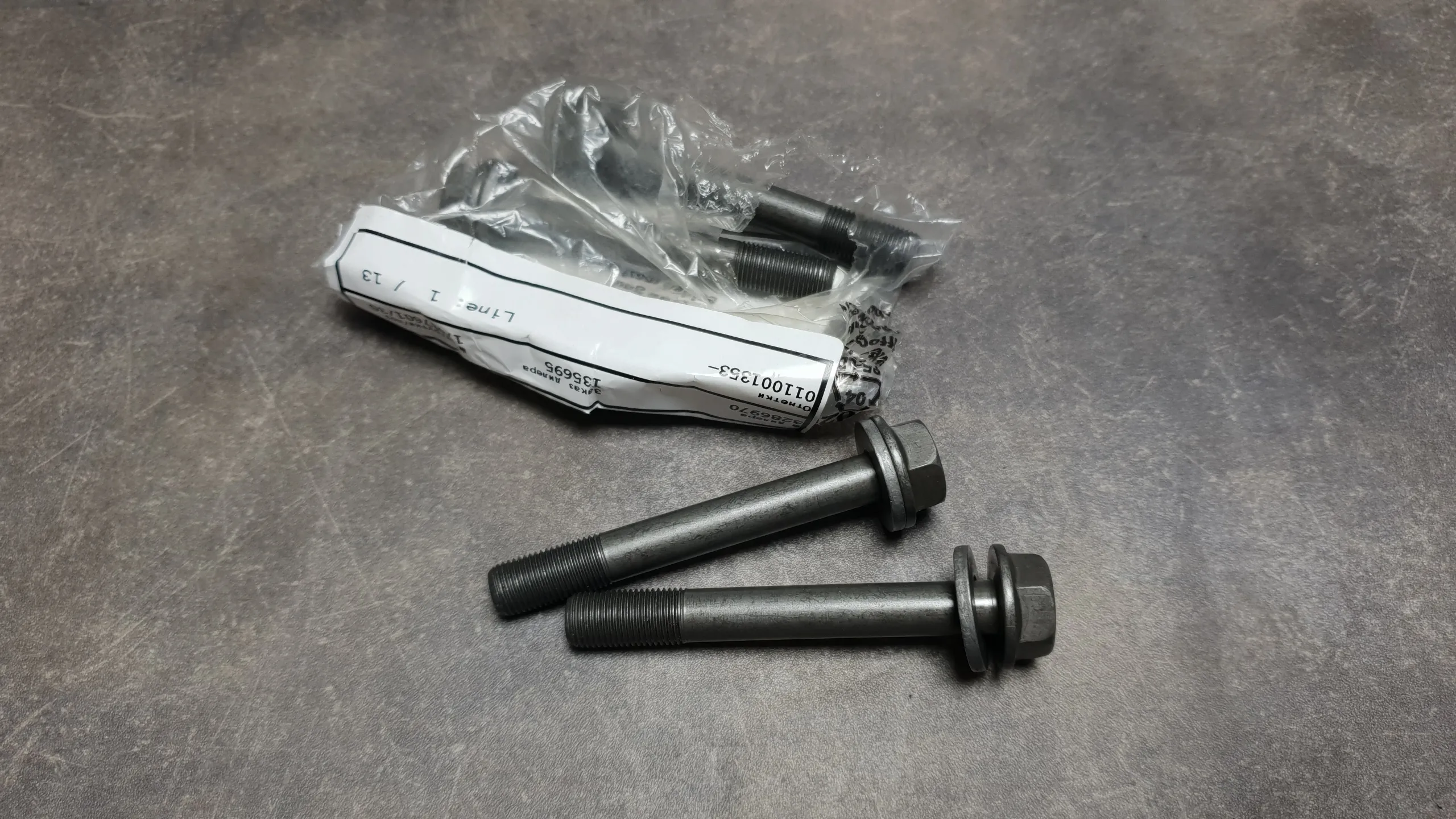 Болт шестерни распредвала N62 [M10X1X75] E60,E65,E53,E70 (19-4/СВ3-41)