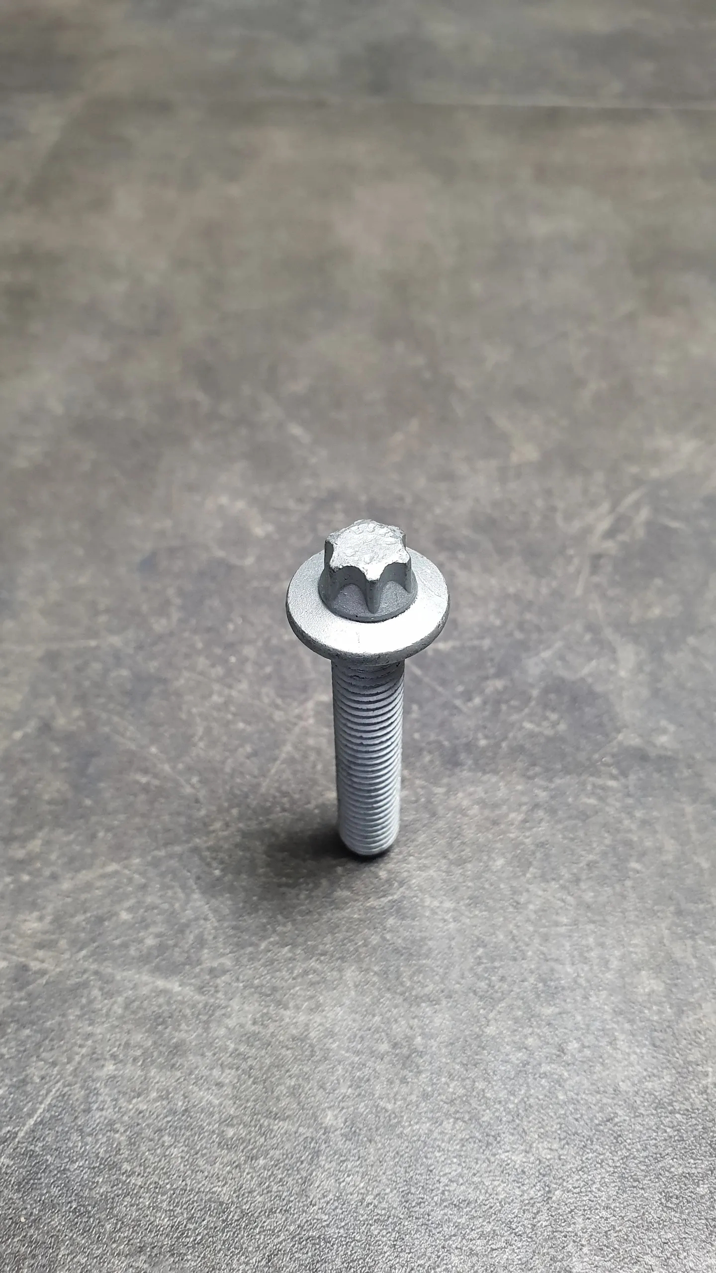 Болт крепления масляного стакана ASA [M8x43] N51,N52,N52N,N53,N54,N20 (18-23)