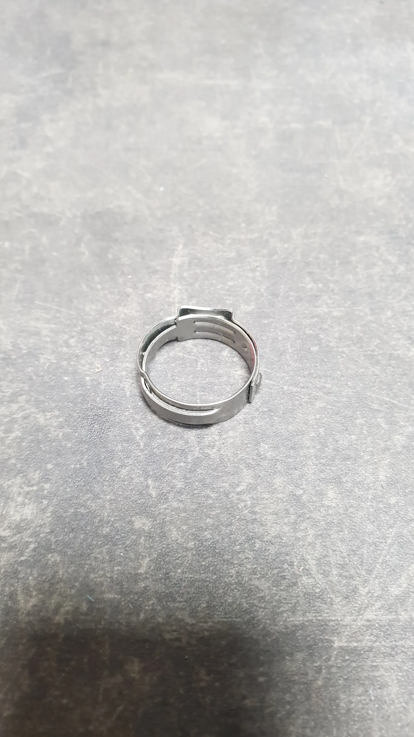 Хомут шланга от бачка ГУР [D=16,6-20MM]