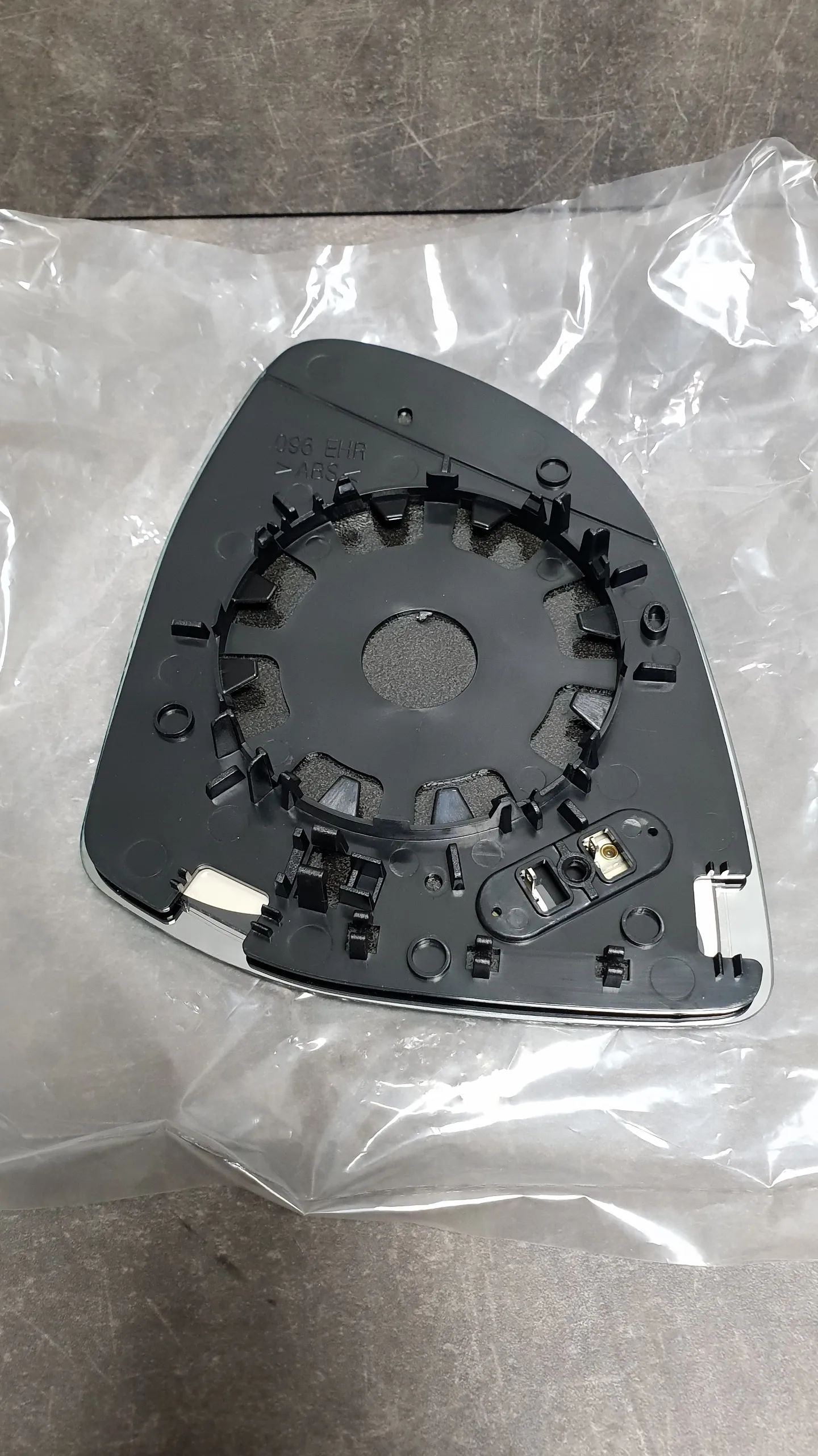 Зеркальный элемент F25,F26,G01,G08,F15,F16,G05,G06,G07 асферическое,подогрев [R]