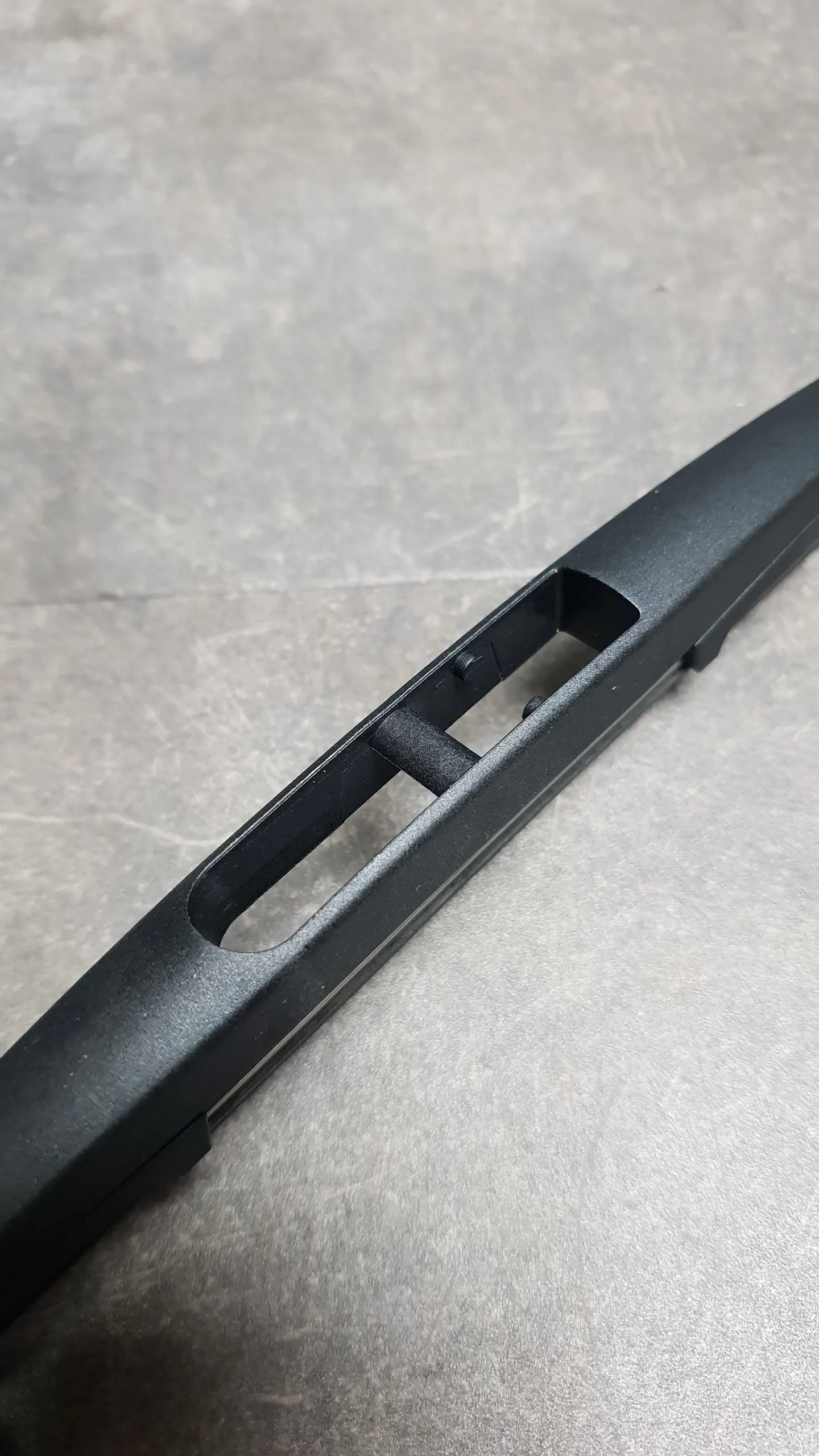 Щетка стеклоочистителя задней двери F20,F20LCI,F21,F21LCI,F15,F85