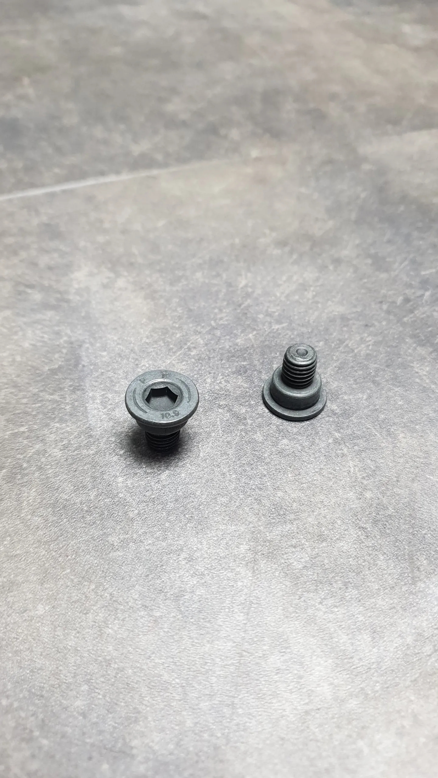 Винт тормозного диска переднего [M8x14] под внутренний шестигранник (14-8)