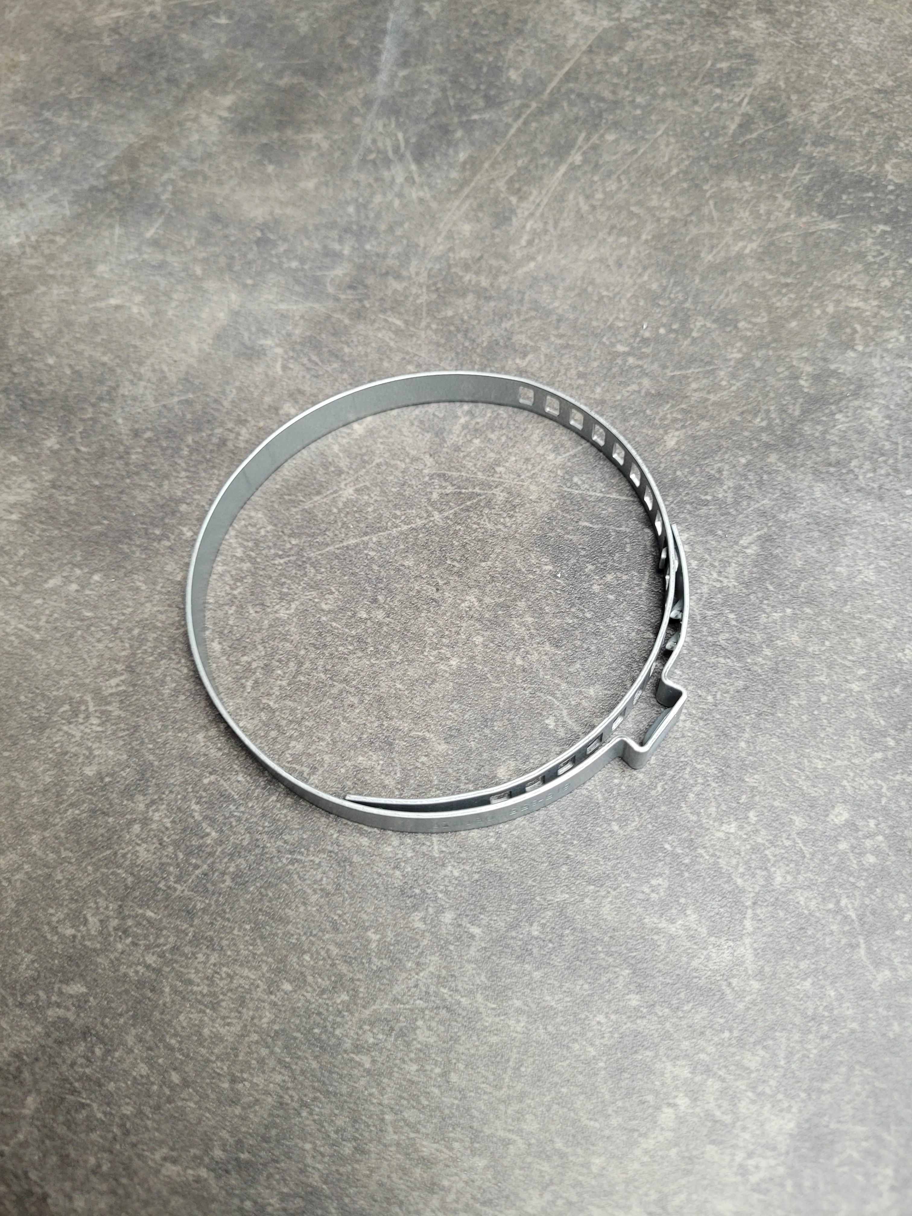 Хомут пыльника рулевой рейки [D=67.8-71.0] зажимный