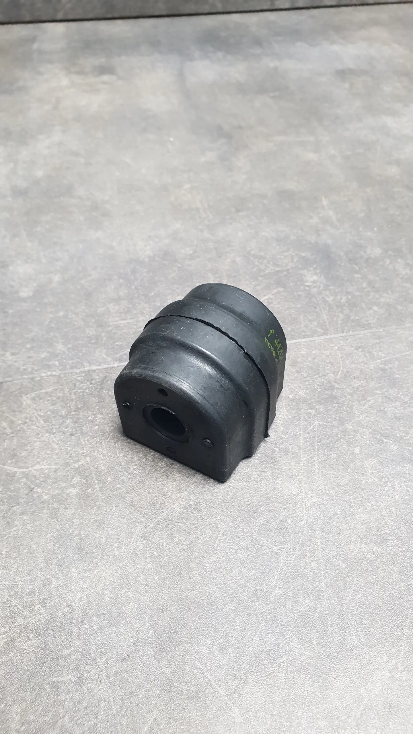 Втулка стабилизатора заднего E60-E63 D=13,5mm