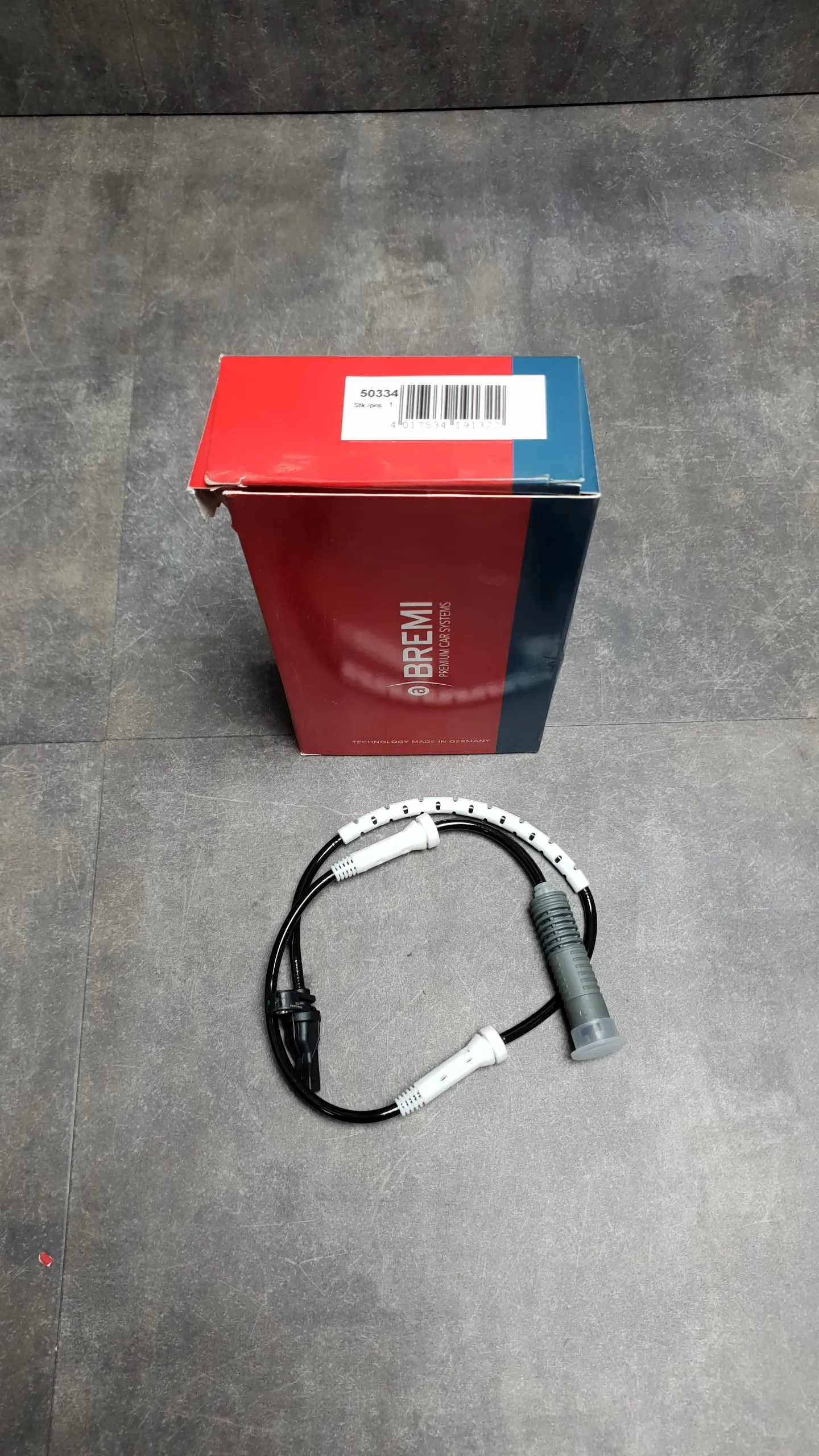 Датчик ABS передний E81,E90 (6 цил.)