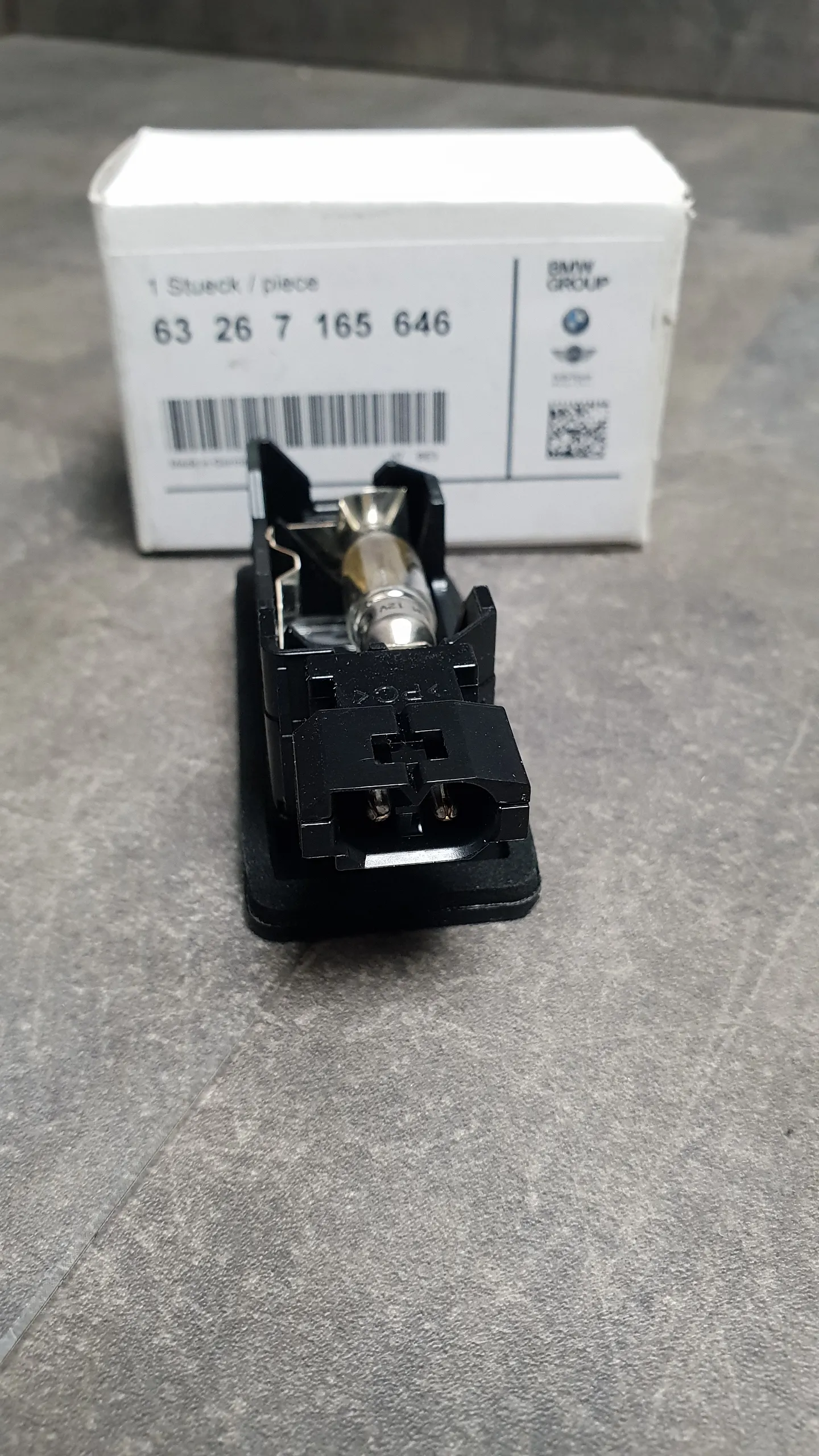 Фонарь подсветки номерного знака E39,E90,E92,E60,X6 E71