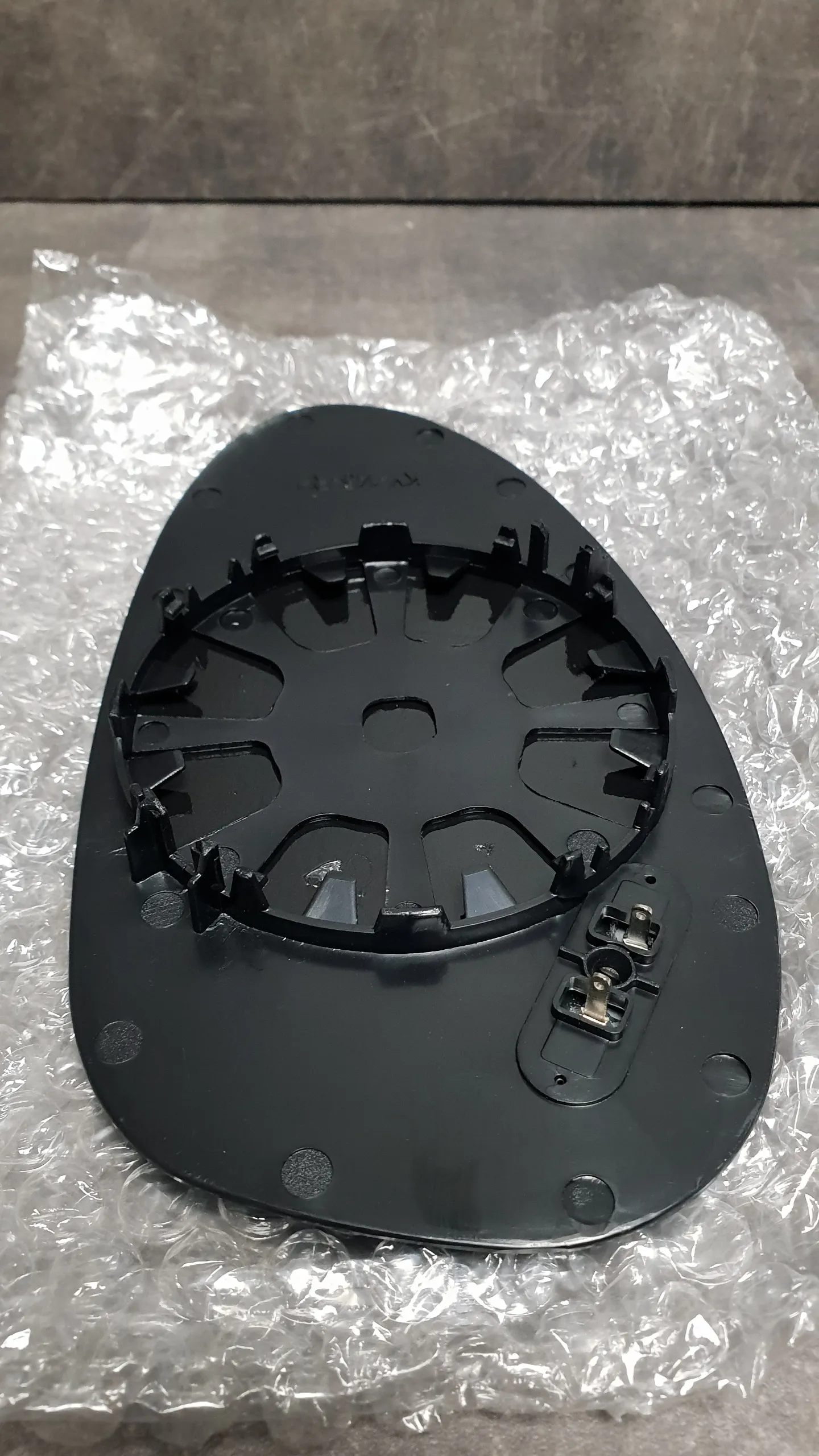 Зеркальный элемент E81-E88, E90-E92 (дорест) (сферическое, с подогревом,б/ц) R