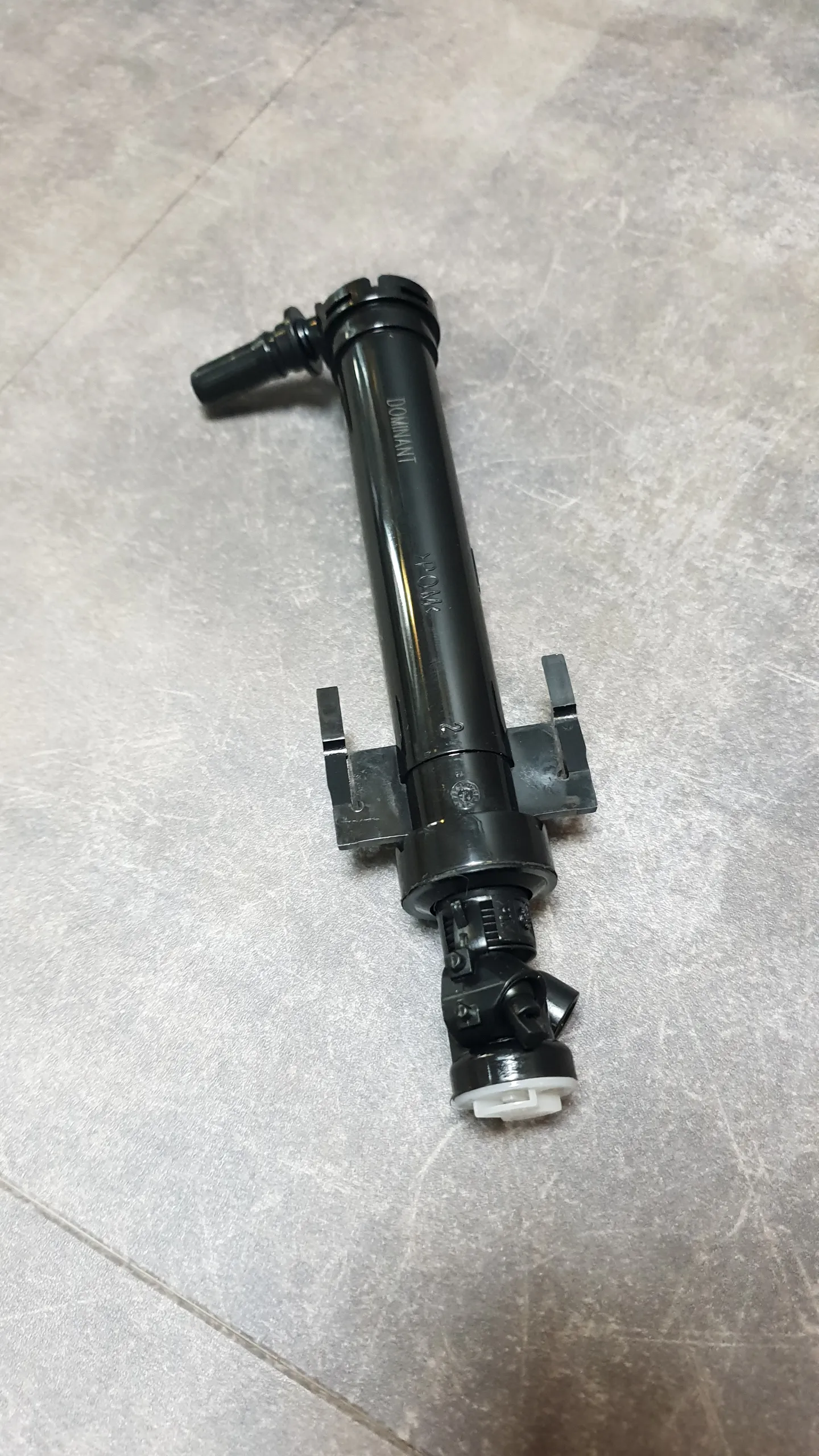 Форсунка омывателя фары L F20-22, F30-36, F80-83