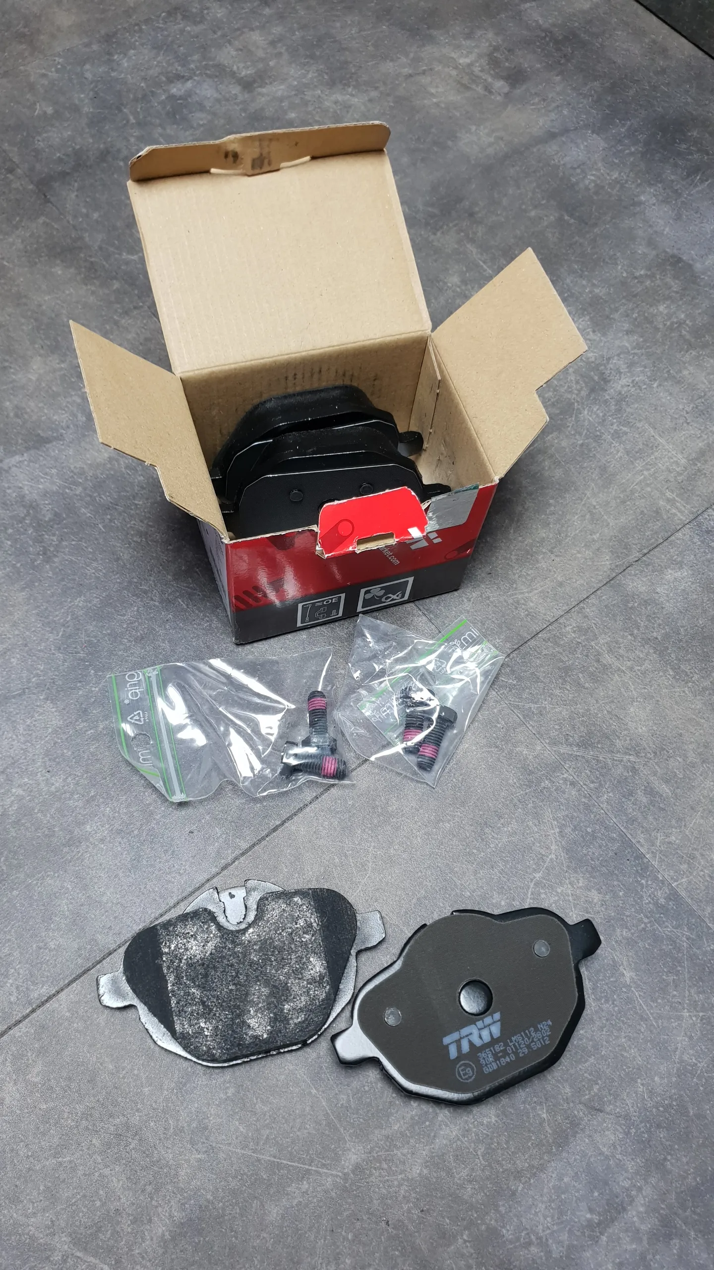 Колодки тормозные зад F10,G30,G11,G12,F25,F26,G01,G02,G05,G08