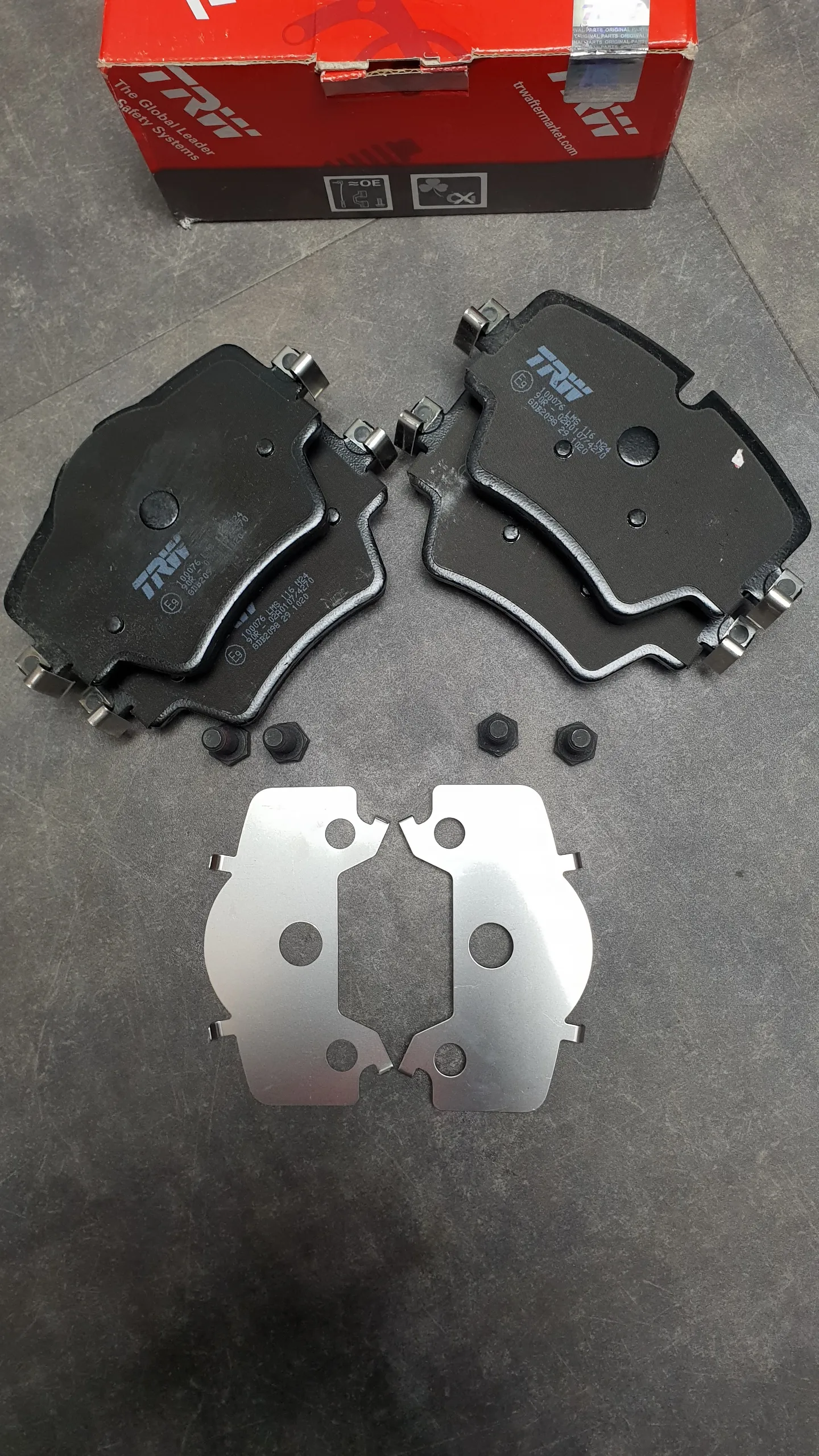 Колодки тормозные пер  G30,G31,G01,G08,G02,F45,F46,F48,F39,Mini F54,F60 см. VIN